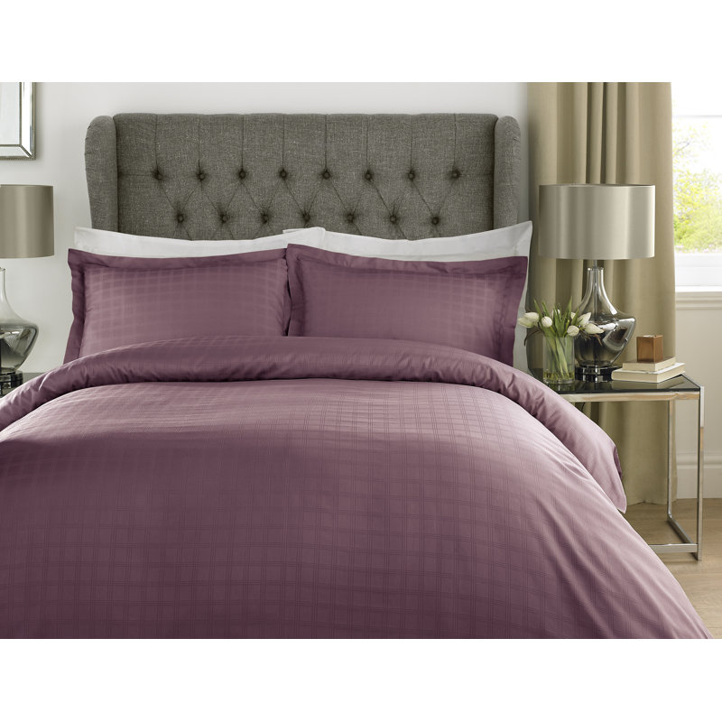 Honey-Mae Satin Duvet Cover with Pillowcases Included, Super King - 2 Standard Pillowcases, Wine