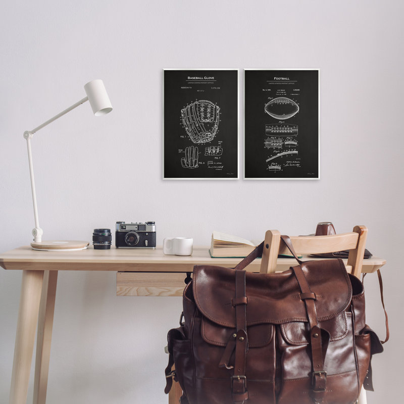 "Football Baseball Glove", ensemble de 2 plaques murales par Susan Ball