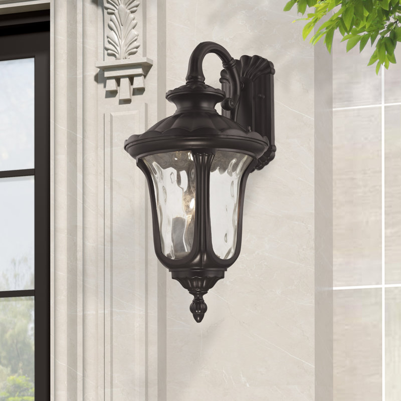 Lanterne murale d'extérieur câblée à 3 lumières 28 H Amiliano Imperial, H 22 po x l 11 po x P 12,5 po, Bronze