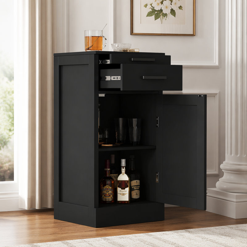 Armoire modulaire pour bar à vin avec huche, rangement spacieux et fonctionnalité d'affichage pour une utilisation polyvalente à la maison.