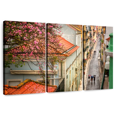Nicci Lisbon Rainy Street