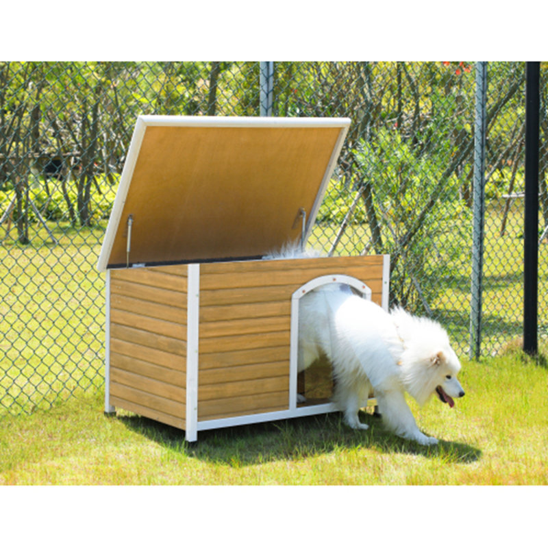 Medium Wooden Outdoor Dog House, Lagre (27.5" H x 41" W x 26" D), Red