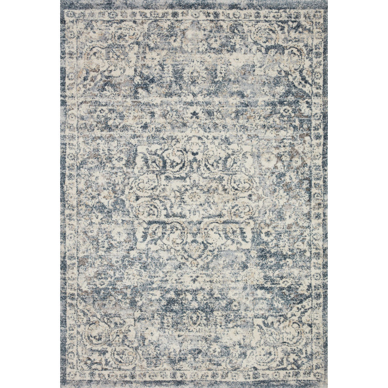Vaghinag Oriental Indoor Rug, Rectangle 2'7" x 4'
