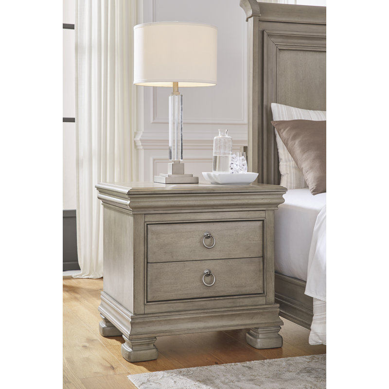 Lexorne Gray Traditional 3-Drawer Nightstand with USB Charging