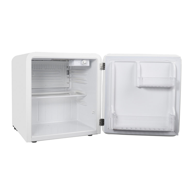 Magic Chef 1.6 cu ft White Retro Mini Fridge