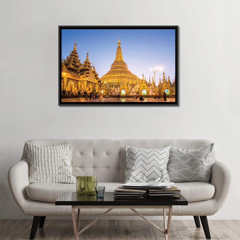 « golden shwedagon pagode, birmanie » par matteo colombo, impression sur toile, H 32 po x l 48 po x P 1,5 po, Pas de tapis