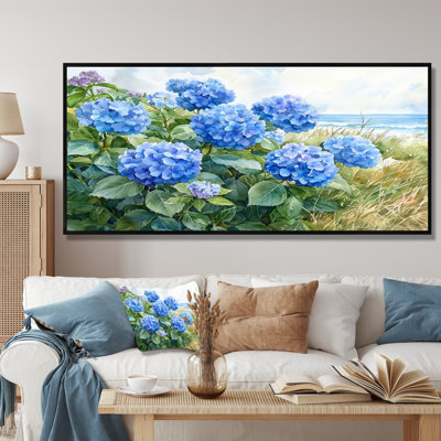 Hydrangeas In The Coastal Garden I - Hydrangea, reproduction sur toile encadrée