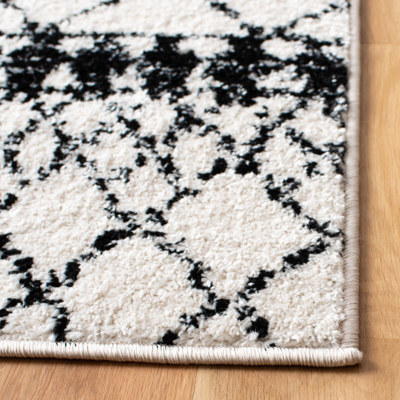 Tallent Geometric Hand Woven Area Rug, Rectangle 91 x 152 cm