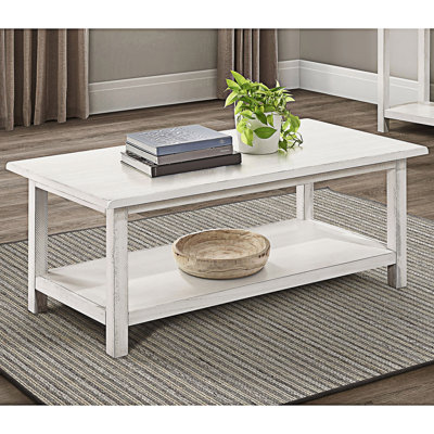 Table basse en bois avec tablette