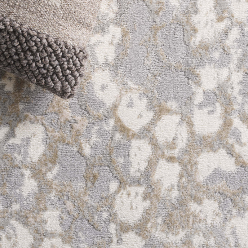 Esterley Abstract Area Rug in Ivory/Gray, Rectangle 5'3" x 7'6"