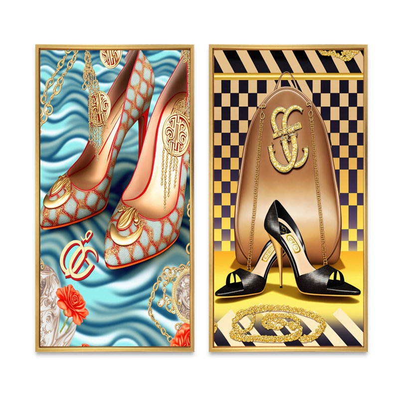 «Retro Art Deco High Heel Shoe», 2 pièces sur toile, H 32 po x l 32 po, Encadrement doré