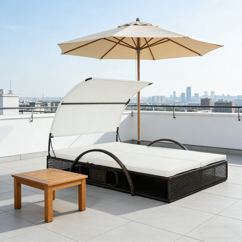 Double méridienne d'extérieur avec dossier réglable et table d'appoint cachée, lit de patio à structure en acier avec accoudoirs arqués pour terrasse de piscine, jardin et cour