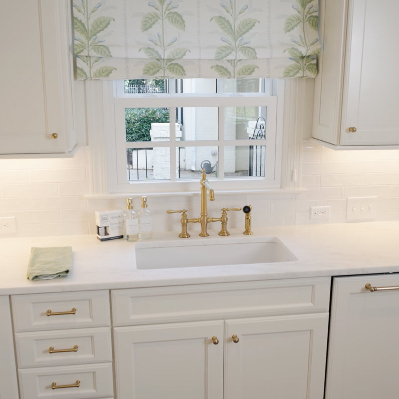 Eden Crisp White Fireclay 31" Single Bowl Undermount Kitchen Sink with Drain