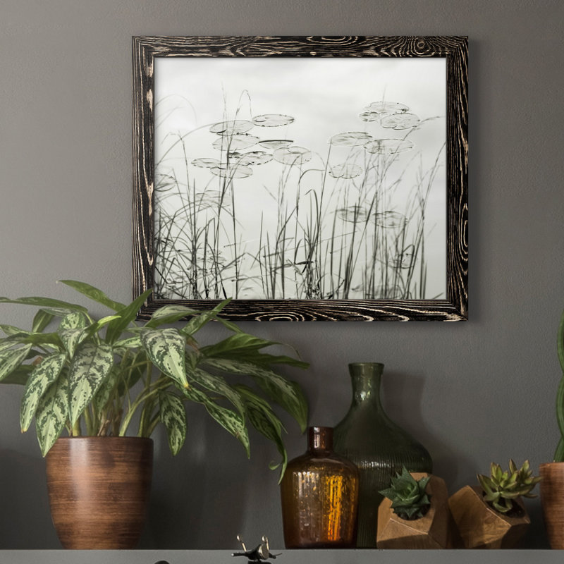 Lake Lilies - reproduction de photo sur toile, Noir, H 24 po x l 18 po x P 1,5 po