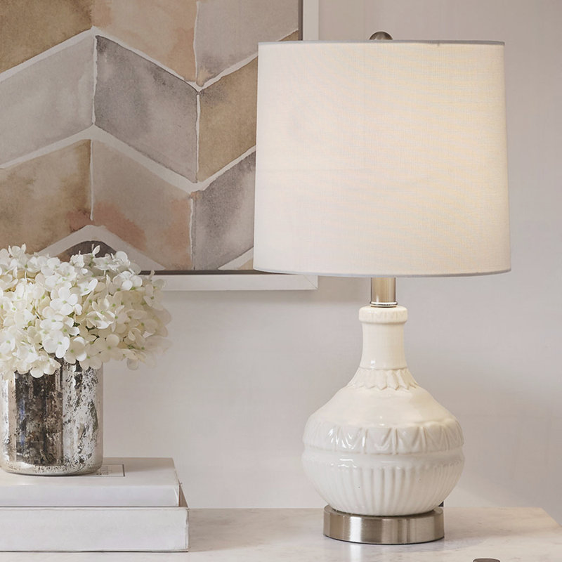 Lampe de table embossée Boho