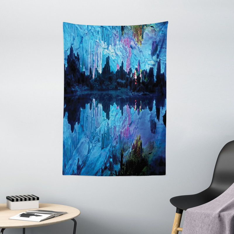 Tapisserie grotte en polyester, H 60 po x l 40 po