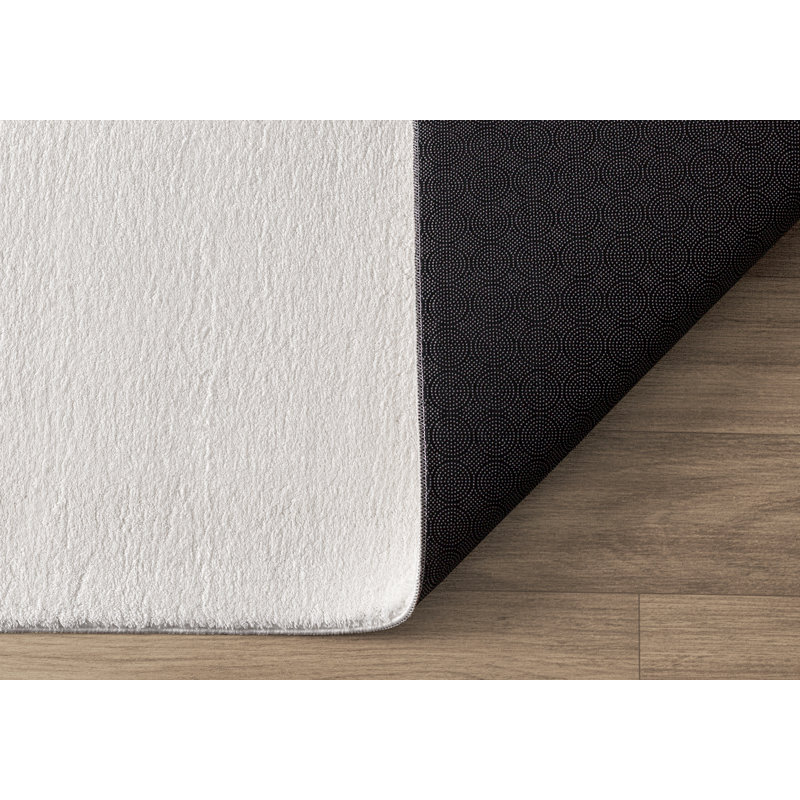 The Carpet Relax - Modern Rug, Fluffy, Short Pile, Non-Slip Underside, Washable up to 30°C, Super-Soft, Fur Look, Cream