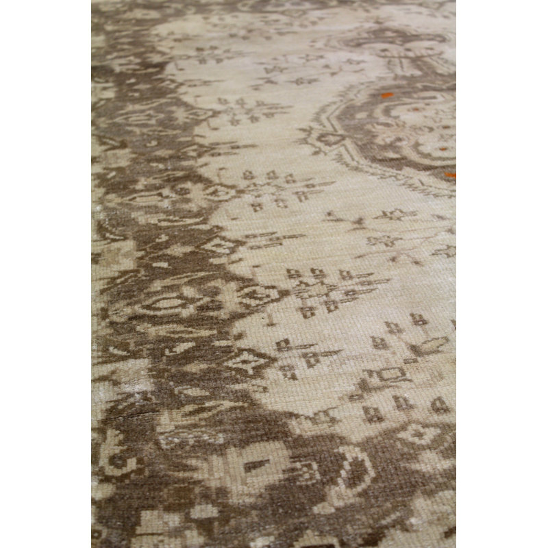 Konya One-of-a-Kind 3'6" X 4'8" Area Rug
