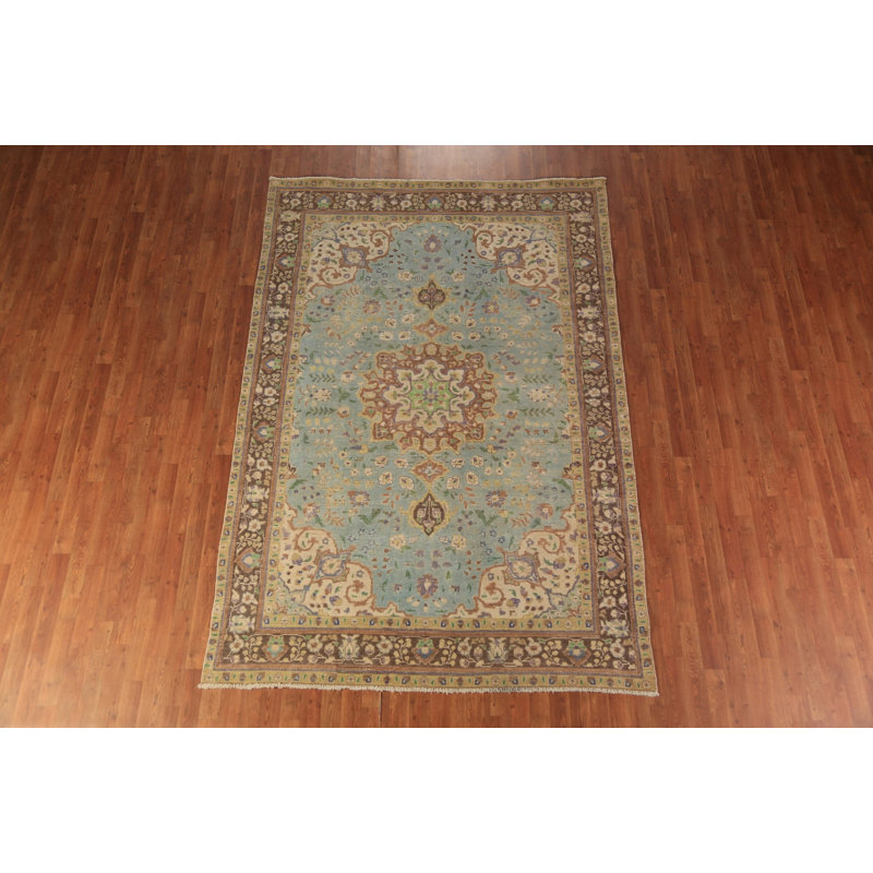 Tapis bleu clair floral traditionnel 6 x 9