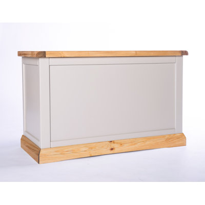 Richford Blanket Chest