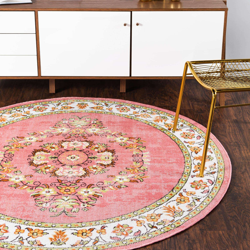 Tapis oriental rose , Rond 5 pi 3 po
