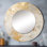 Fizzs beige et doré fantaisie - miroir mural abstrait, miroir décoratif rond moderne, impression d'art en métal