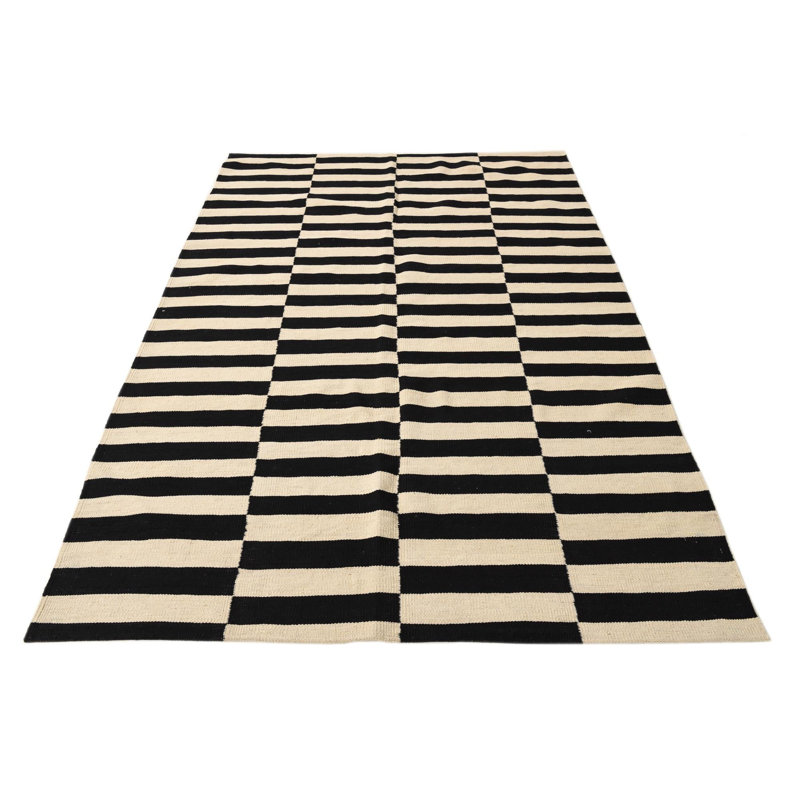 Tapis noir et blanc Orta