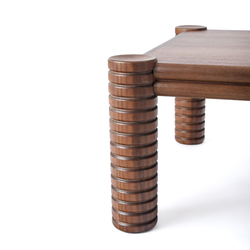 Table basse en bois massif Ellis Mid-Century