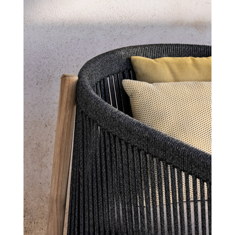 Lento Outdoor Lounge Chair