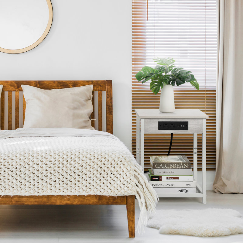 Ensemble de table de bout et prises encastrées de 21,26 po de hauteur Fika, Blanc