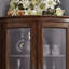 Vitrines en bois massif brun noisette