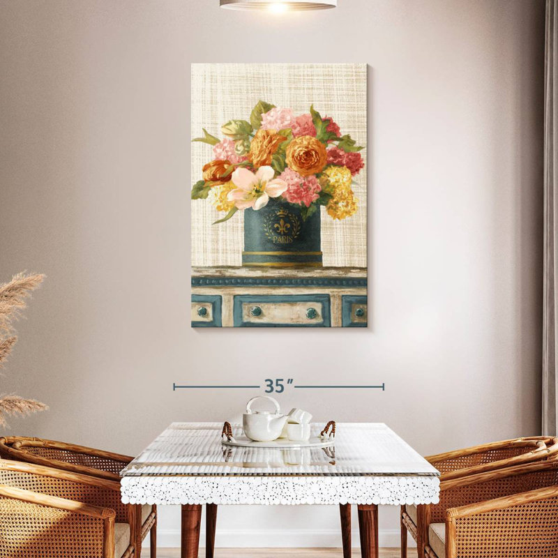 Harnek tulipes dans une boîte à chapeau bleu sarcelle et or sur toile de lin, H 45 po x l 30 po