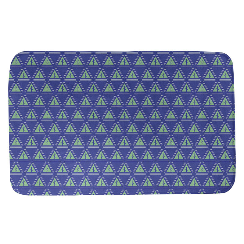 Tapis pour salle de bain à arbres minimalistes Barbra, l 21 po x L 34 po, Bleu / Vert