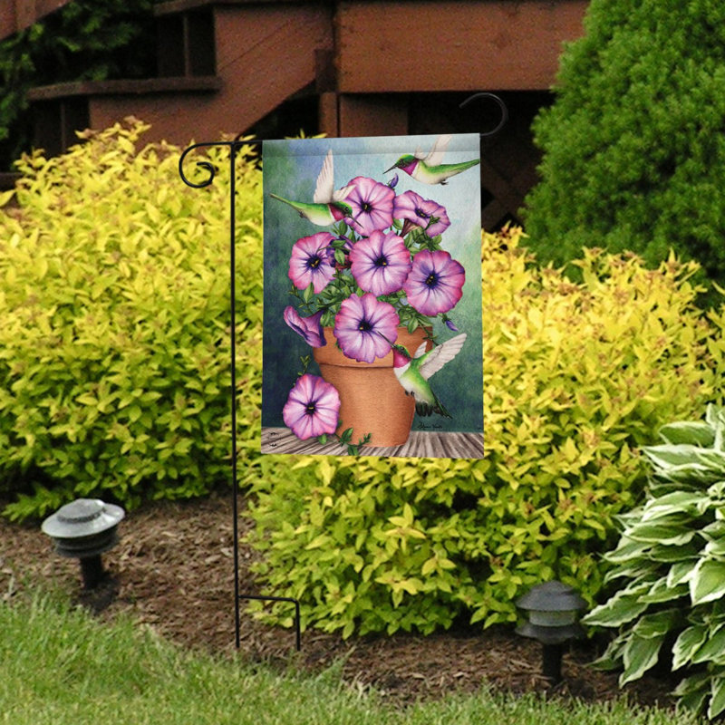 Drapeau de jardin en pot Petunias Spring