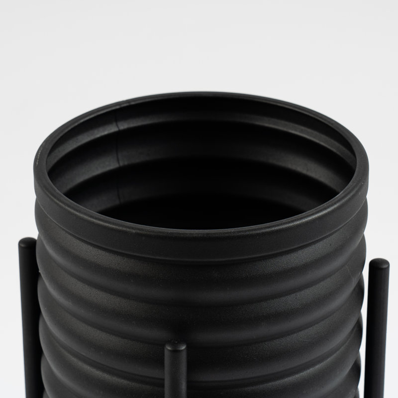 Ribbed Metal Planter on Stand, Black