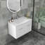 Meuble-lavabo mural 32 po avec lavabo, meuble-lavabo mural avec portes doubles, armoire de salle de bain murale, charnières à fermeture en douceur, longues poignées en métal, lavabo en céramique, blanc brillant