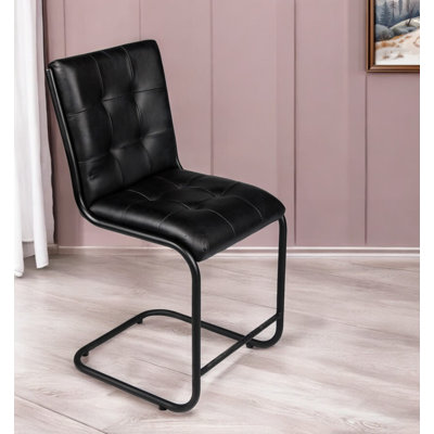 Chaise d'appoint capitonnée en cuir capitonnée noire