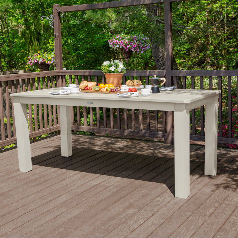 Table de salle à manger en plastique Highsmith, Blanchir, H 36 po x l 42 po x P 84 po