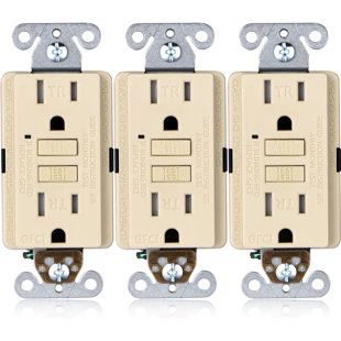 15 Tamper Resistant Duplex Outlet