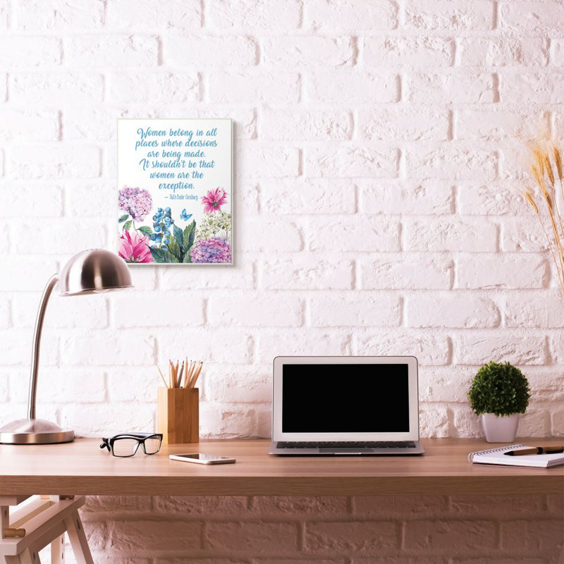 «Woman Belong in All Places Flower Inspirational Word Design», reproduction d'art textuel sur toile, H 19 po x l 13 po