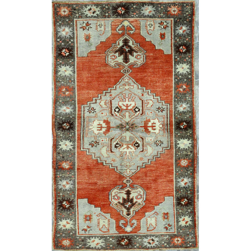 Tapis 4 pi x 7 po Anatolian