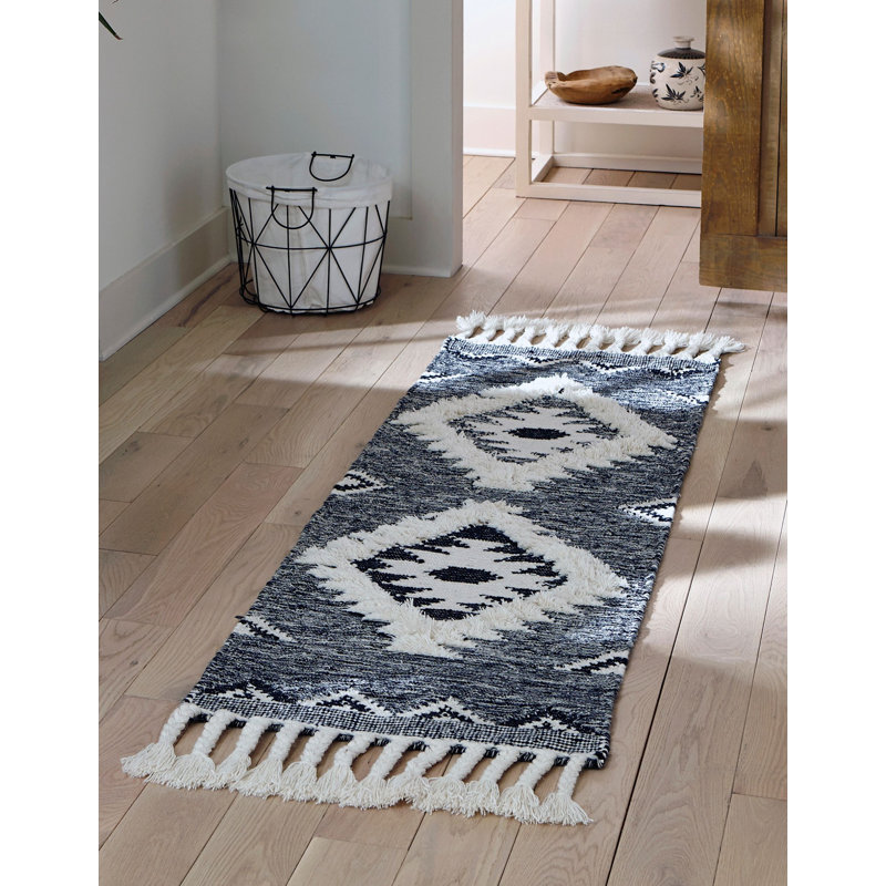 Alenah Wool Southwestern Indoor Rug, Runner 2'2" x 8'2"