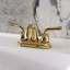 Robinet de salle de bain central à fixation à deux poignées à 3 trous à fixation sur le comptoir 4 po Kingston-69607304