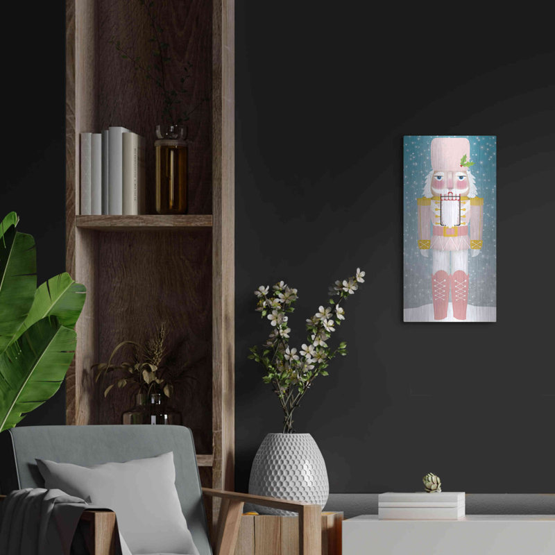 «Nutcracker I Blush» par Ryan Fowler, H 24 po x l 12 po