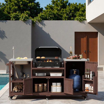 Îlot de cuisine extérieur avec évier, plateau en acier inoxydable, armoires de rangement et supports de rangement internes