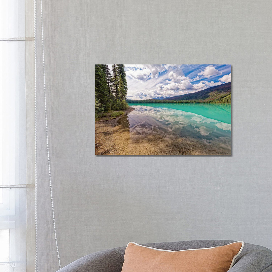 Emerald Lake Tranquil Reflections, British Columbia, Kanada von George Oze - Galerie-verpackte Leinwand Giclée auf Leinw...