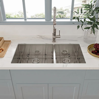 33'' L x 19" W 60/40 Double Bowl Undermount Stainless Steel Kitchen Sink