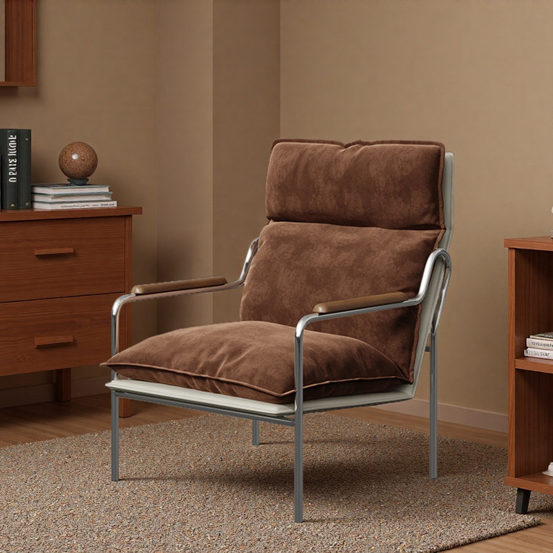 Fauteuil de loisir simple rétro et luxueux.