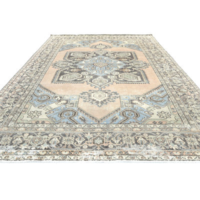 Tapis rectangulaire beige / crème 8 pi 6 po x 12 pi 4 po