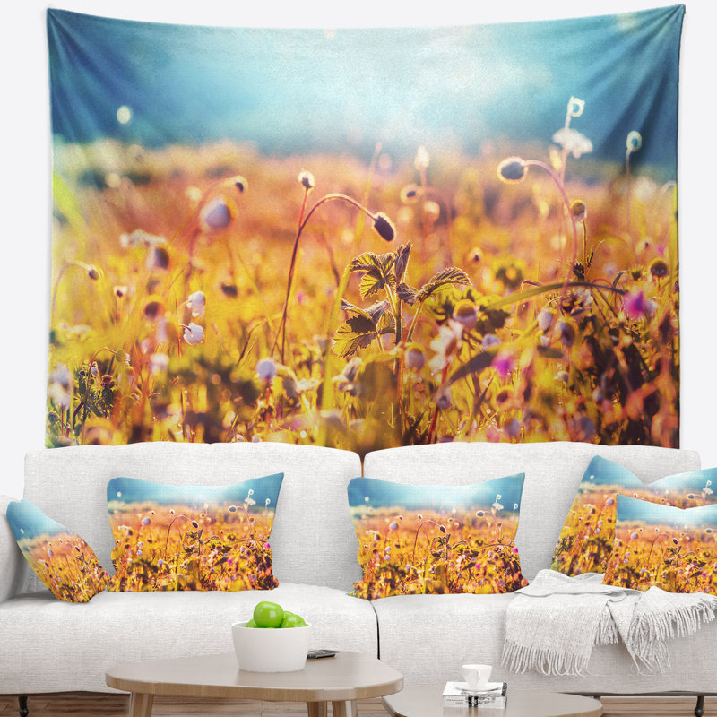 Tapisserie «Little Mountain Flowers on Sunny Day», H 50 po x l 60 po